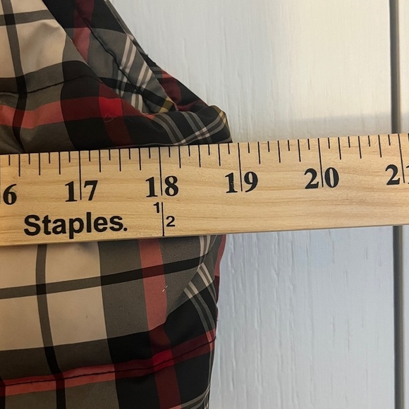 Eddie Bauer Down Vest red black yellow Plaid Small  pockets Zip Snap Enclosure - Picture 10 of 14